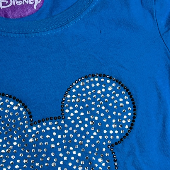 Girls 5T Spangle Minnie Mouse Tee- small hole on left chest - Picture 4 of 4